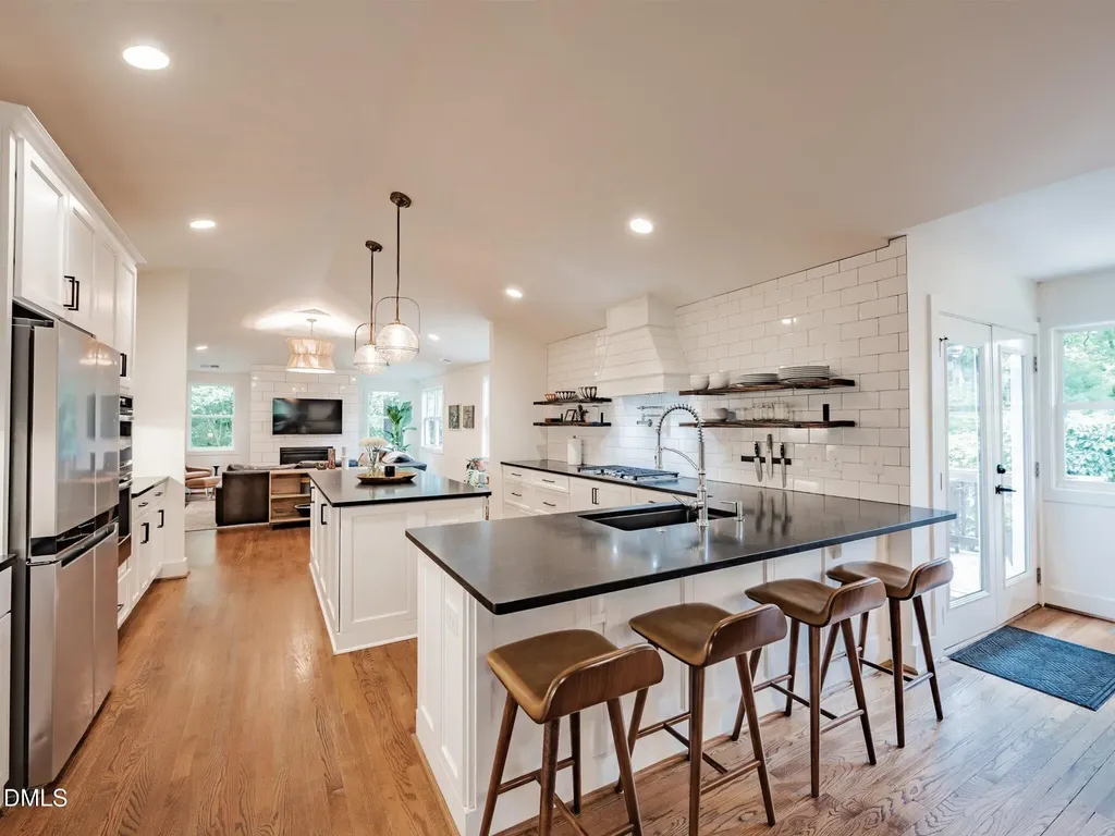 828 Woodburn Road Raleigh NC 27605