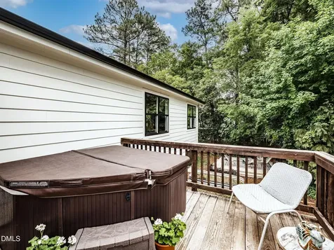 828 Woodburn Road Raleigh NC 27605