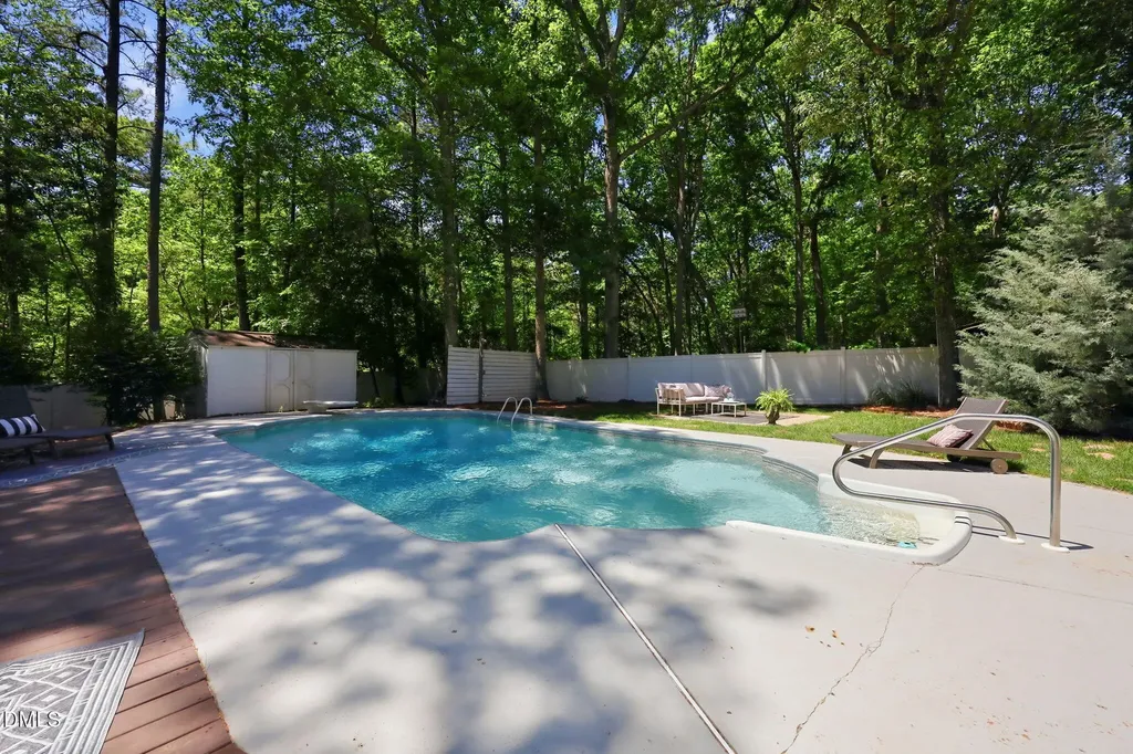 8009 Selfridge Court Raleigh NC 27615