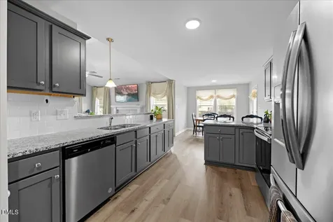 92 Apple Grove Lane Four Oaks NC 27524