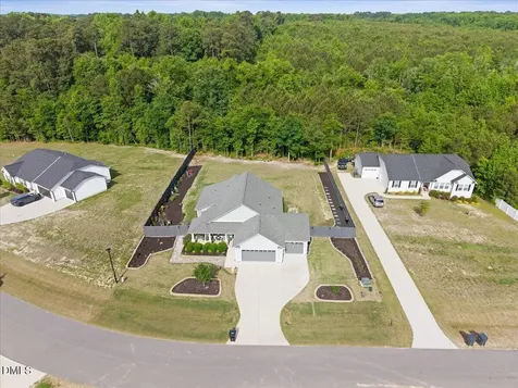 92 Apple Grove Lane Four Oaks NC 27524