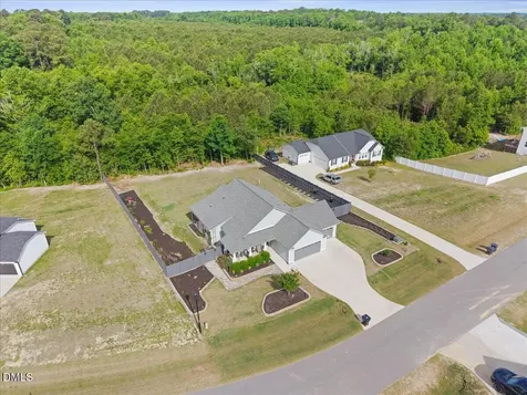 92 Apple Grove Lane Four Oaks NC 27524