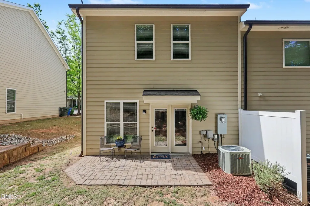 2124 Scarlet Maple Drive Raleigh NC 27606