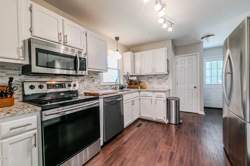 106 Amberhill Court Garner NC 27529