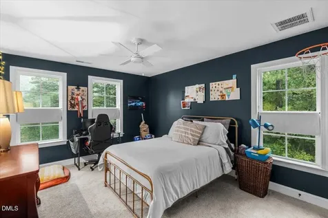 2045 Fernwood Way Henderson NC 27536