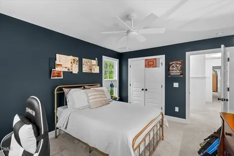 2045 Fernwood Way Henderson NC 27536
