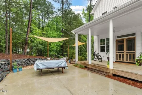 2045 Fernwood Way Henderson NC 27536