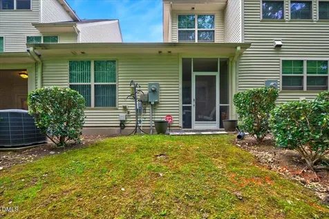 1035 Contessa Drive Cary NC 27513