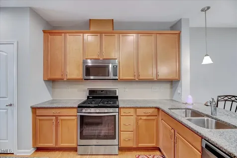 1035 Contessa Drive Cary NC 27513