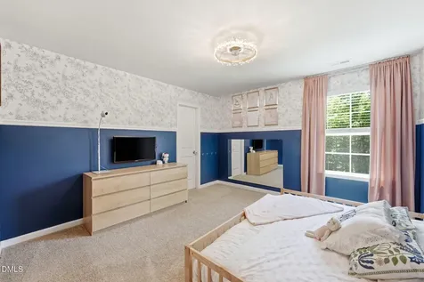 299 Roseberry Loop Burlington NC 27215