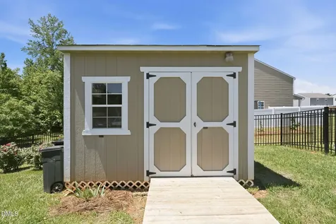 299 Roseberry Loop Burlington NC 27215