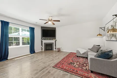 299 Roseberry Loop Burlington NC 27215