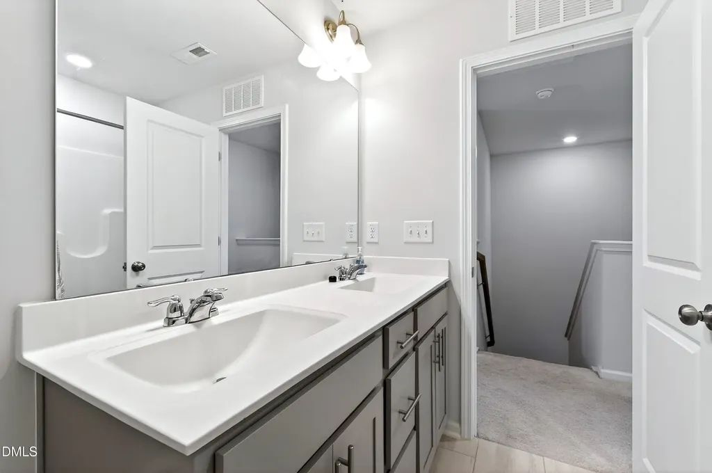 6503 Tremolo Trail Raleigh NC 27616