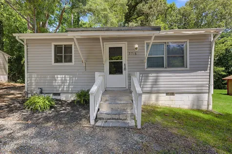 2718 Thelma Street Durham NC 27704