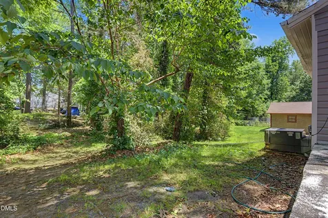 2718 Thelma Street Durham NC 27704