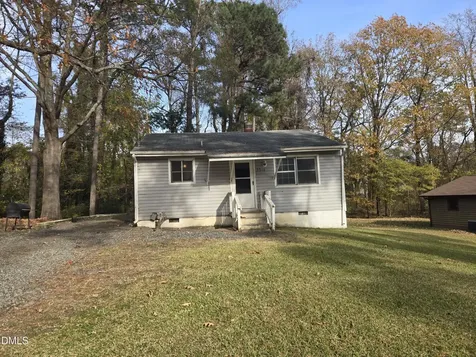 2718 Thelma Street Durham NC 27704