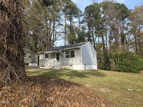 2718 Thelma Street Durham NC 27704