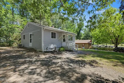 2718 Thelma Street Durham NC 27704