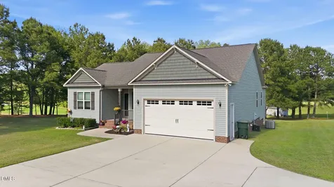 1547 Lassiter Pond Road Four Oaks NC 27524