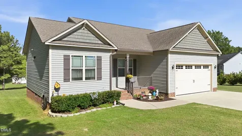 1547 Lassiter Pond Road Four Oaks NC 27524