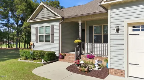 1547 Lassiter Pond Road Four Oaks NC 27524