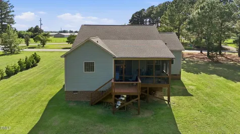 1547 Lassiter Pond Road Four Oaks NC 27524