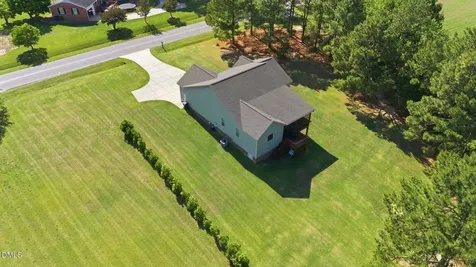 1547 Lassiter Pond Road Four Oaks NC 27524