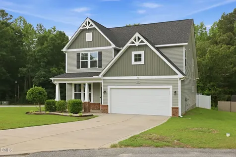 15 Dandelion Place Spring Lake NC 28390