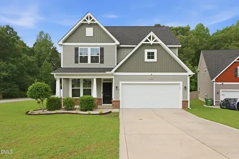 15 Dandelion Place Spring Lake NC 28390