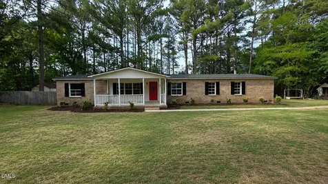 118 Cherry Berry Lane Sanford NC 27332