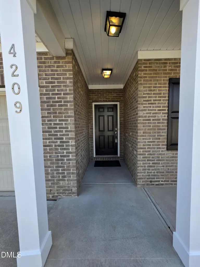 4209 Auburn Hills Drive Raleigh NC 27616
