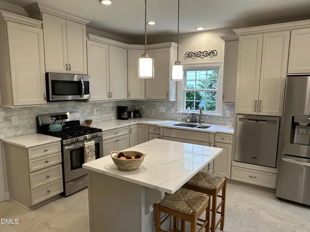 8909 Breeland Way Raleigh NC 27613