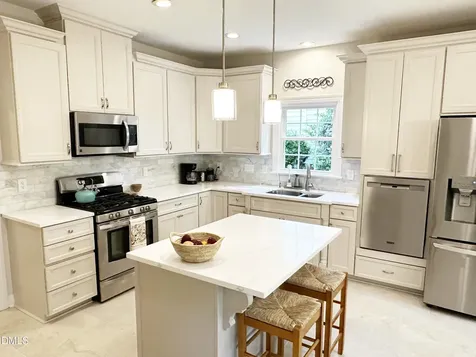 8909 Breeland Way Raleigh NC 27613