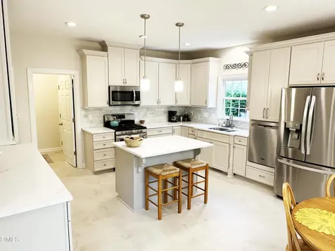 8909 Breeland Way Raleigh NC 27613