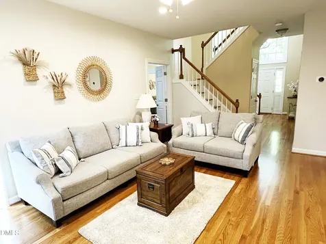 8909 Breeland Way Raleigh NC 27613