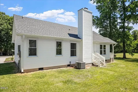 31 Fieldview Court Angier NC 27501