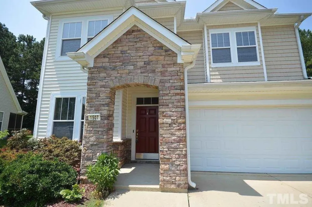 1507 Hinchliff Court Fuquay Varina NC 27526