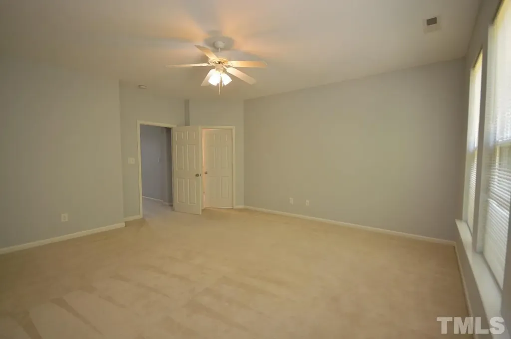 1507 Hinchliff Court Fuquay Varina NC 27526
