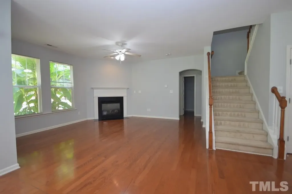 1507 Hinchliff Court Fuquay Varina NC 27526