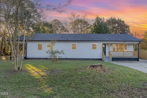 338 Potts Road Dudley NC 28333