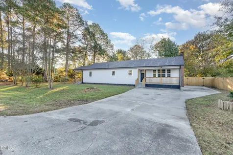 338 Potts Road Dudley NC 28333