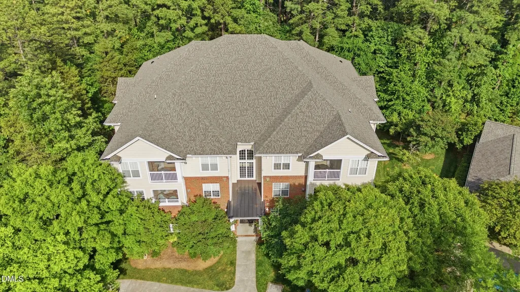 911 Providence Glen Drive Chapel Hill NC 27514