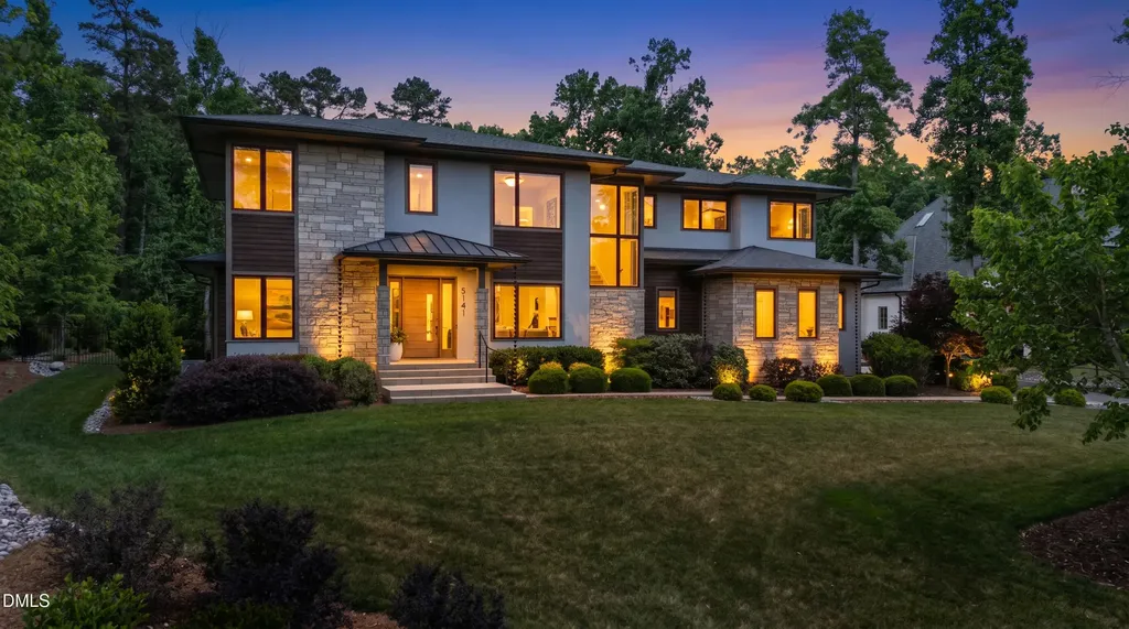 5141 Avalaire Oaks Drive Raleigh NC 27614