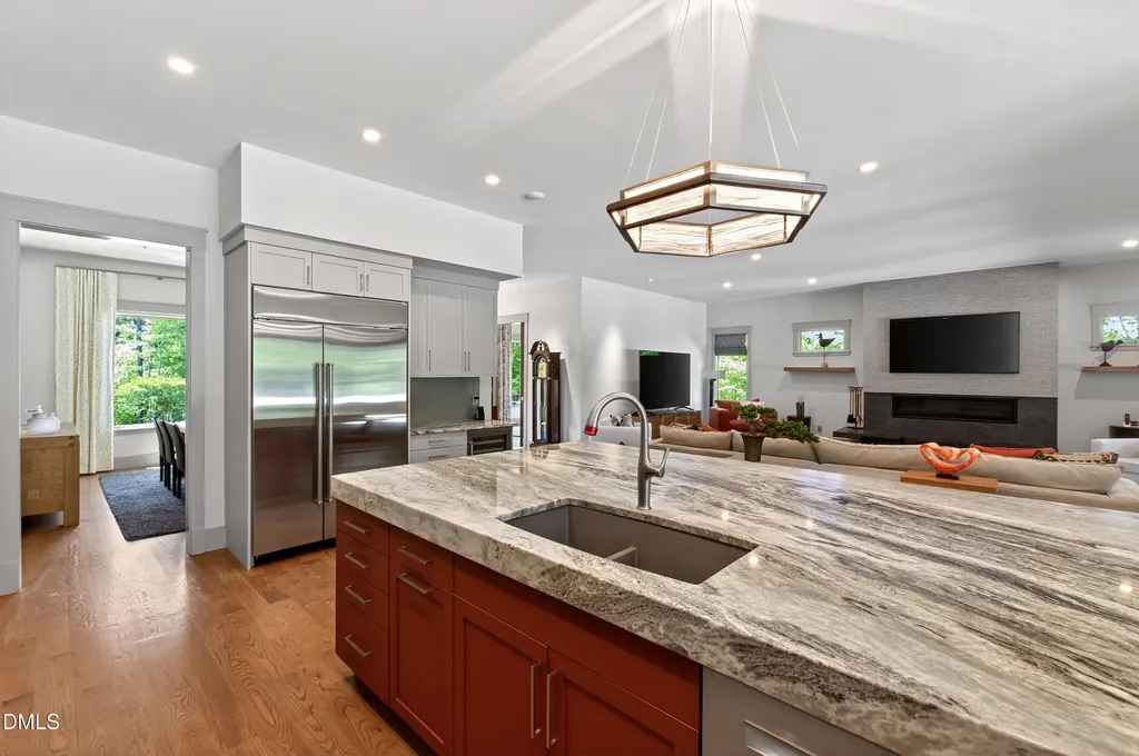 5141 Avalaire Oaks Drive Raleigh NC 27614