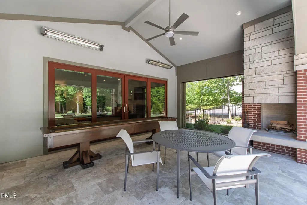 5141 Avalaire Oaks Drive Raleigh NC 27614