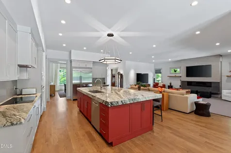 5141 Avalaire Oaks Drive Raleigh NC 27614