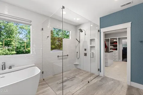 5141 Avalaire Oaks Drive Raleigh NC 27614