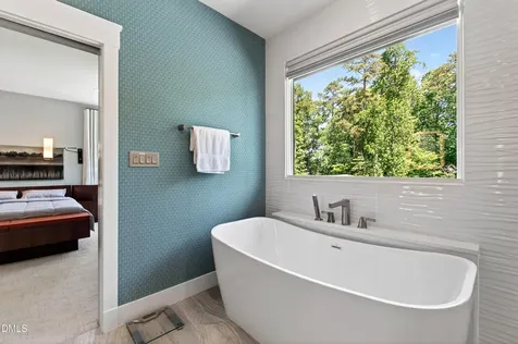 5141 Avalaire Oaks Drive Raleigh NC 27614