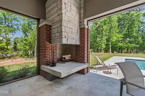 5141 Avalaire Oaks Drive Raleigh NC 27614