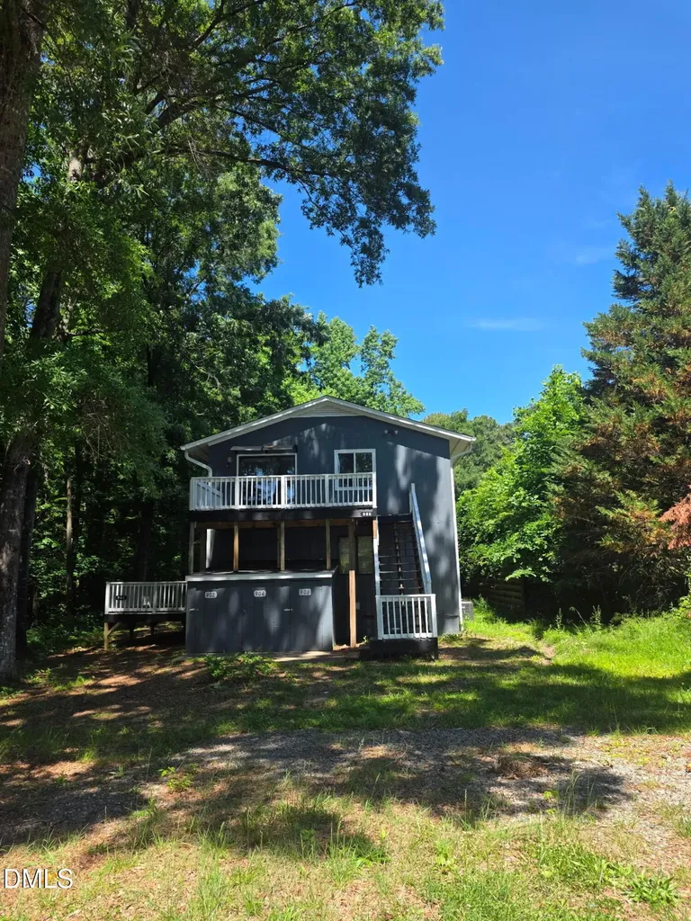 906 W Chatham Street Cary NC 27511